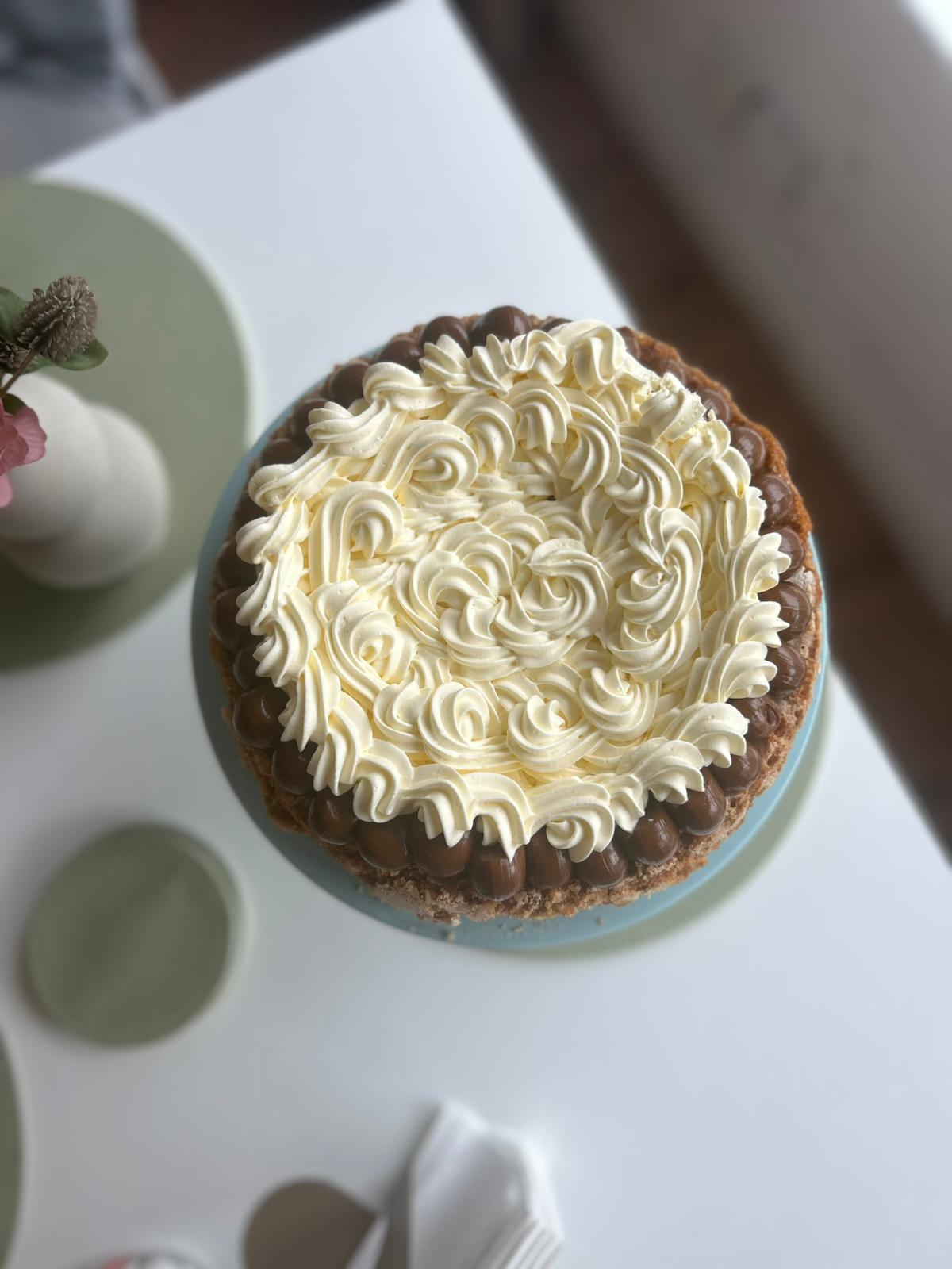 Walnut, Dulce de Leche & Cream Cake